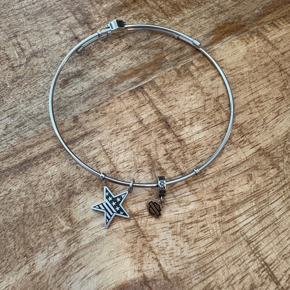 Harley-Davidson Jewelry - Harley-Davidson  Flag Star Charm Legend Bangle Bracelet